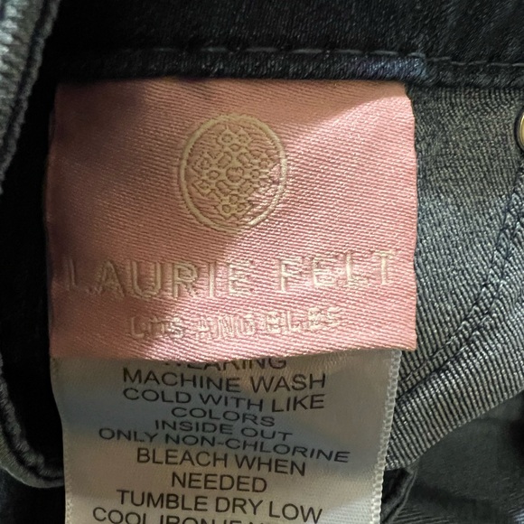 Laurie Felt Los Angeles Silky Flare with Vital Stretch Technology Jeans - Picture 2 of 15